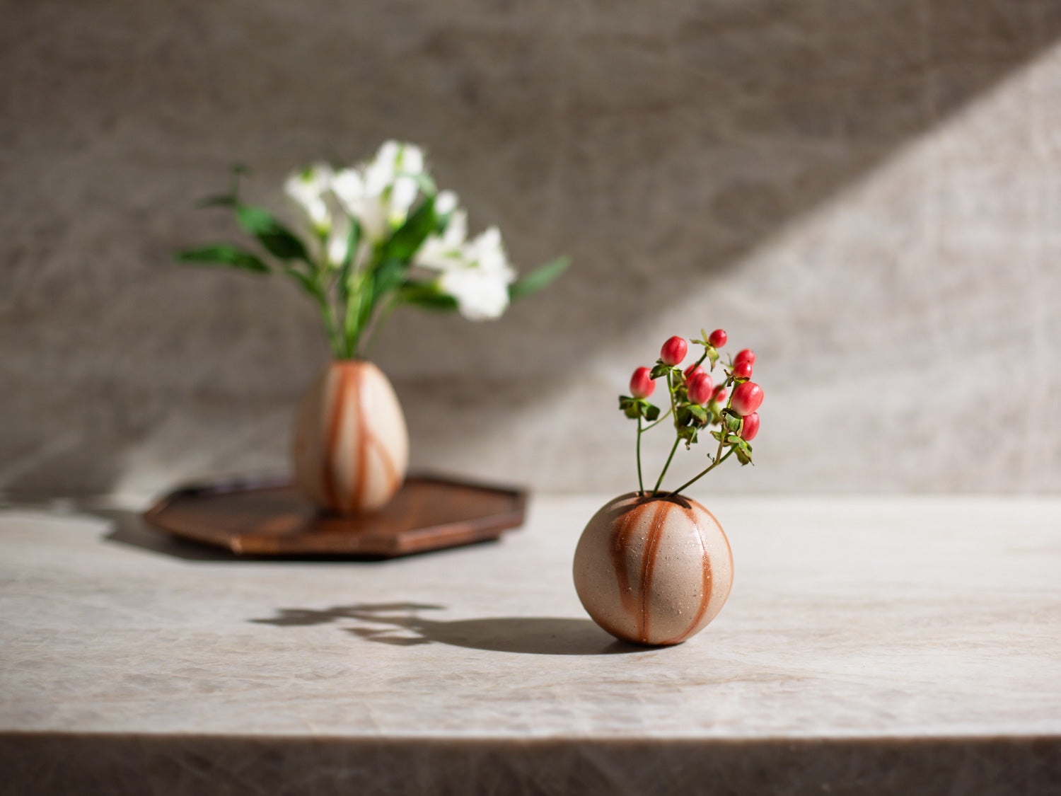Hidasuki patterned Bizen ware ceramics handcrafted in Japan